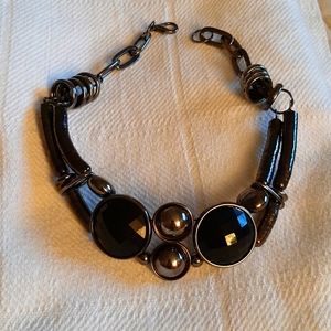 Choker style necklace